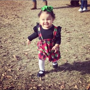 Grinch outfit! So so cute!